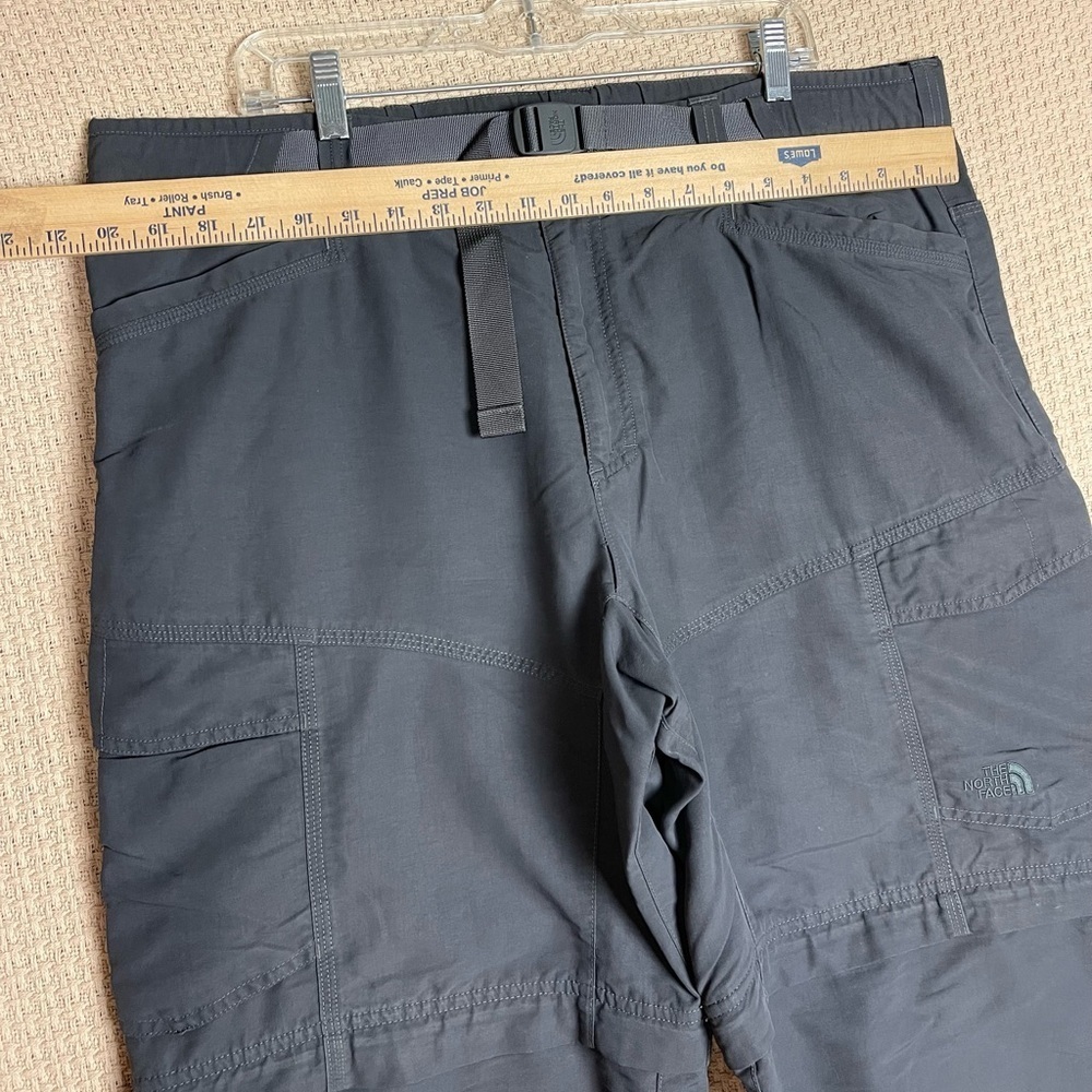 The North Face Cargo Pants Men's Size XL Grey Pants - Picture 3 of 10